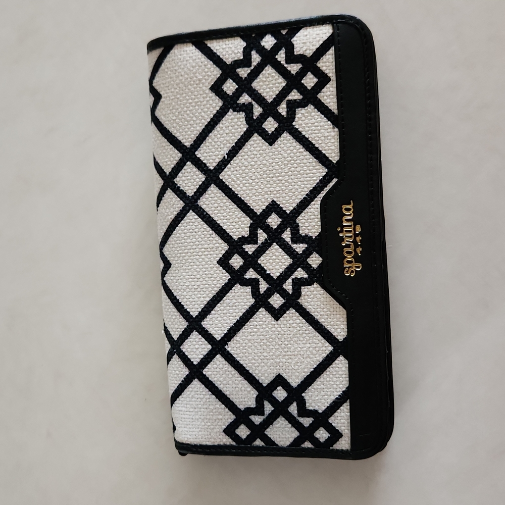 Spartina 449 wallet black and white with wristlet strap